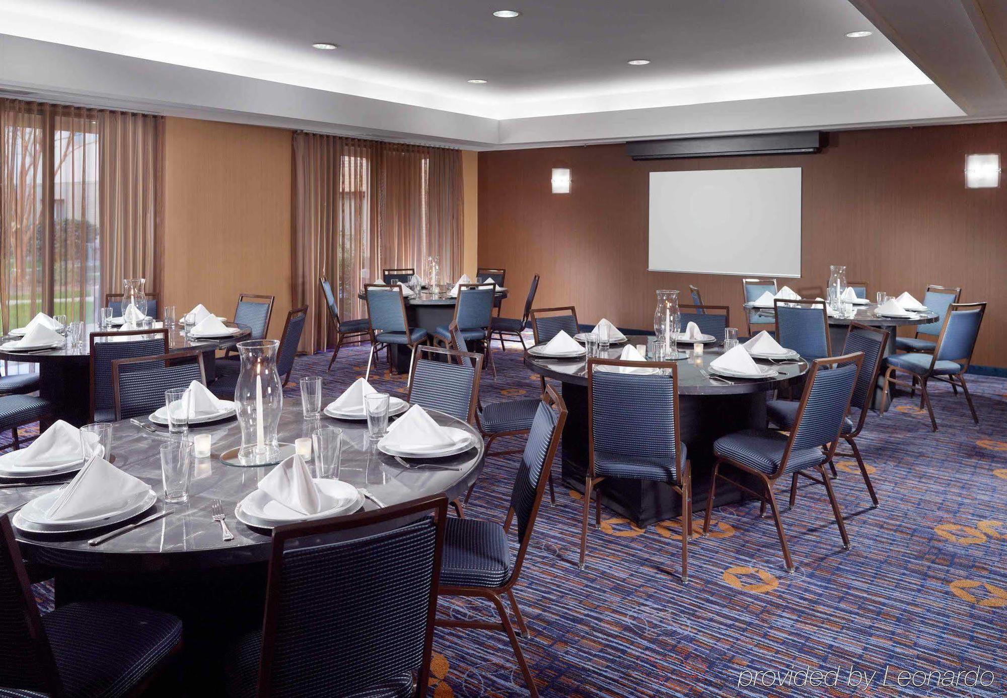 Courtyard By Marriott Atlanta Alpharetta Hotel Exterior photo